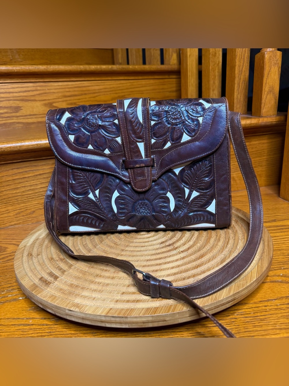 Vintage Mexican Hand Tooled Leather Shoulder Bag Brown White Floral Purse